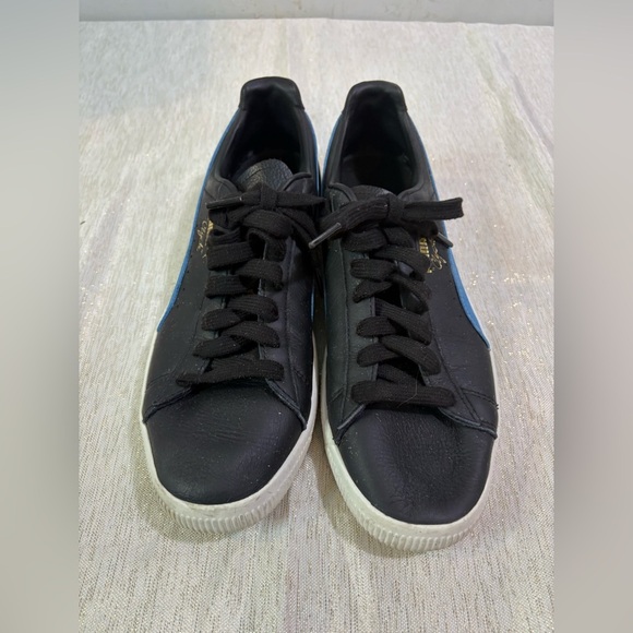 Puma Clyde  Trainers Black Leather & Light Blue Size 10 - Picture 4 of 8